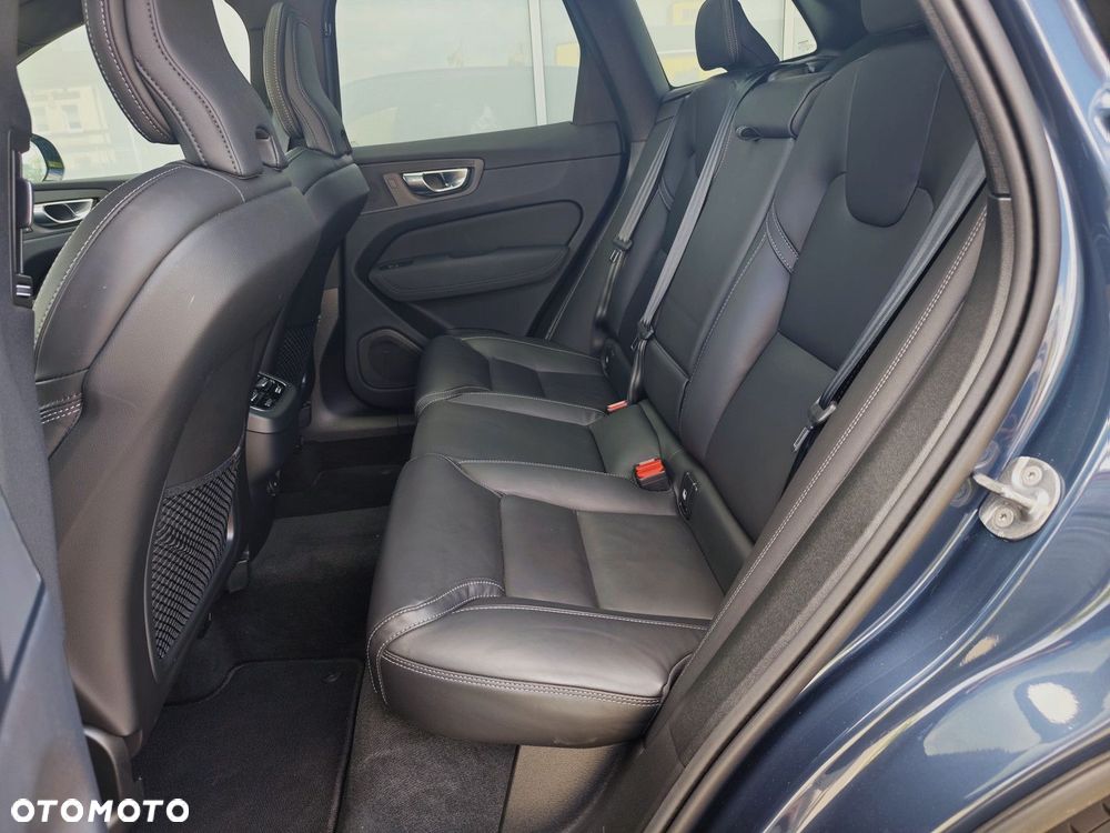 Volvo XC 60 - 25