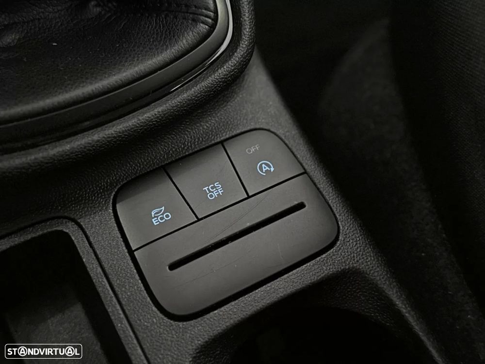 Ford Fiesta 1.1 Ti-VCT Titanium - 38