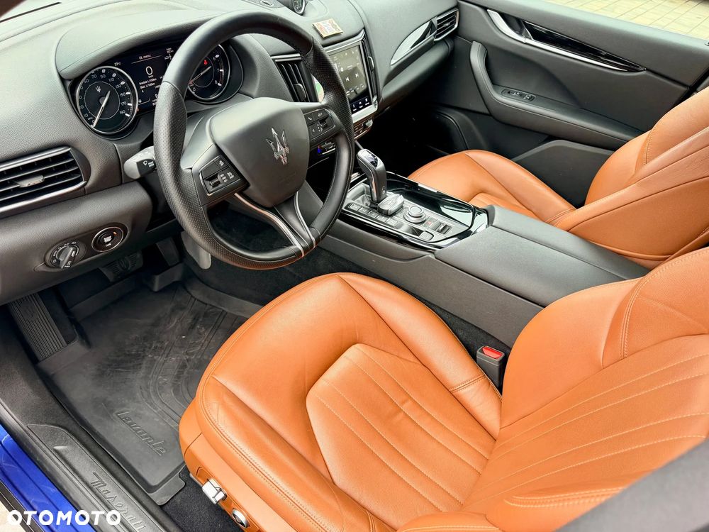Maserati Levante - 33