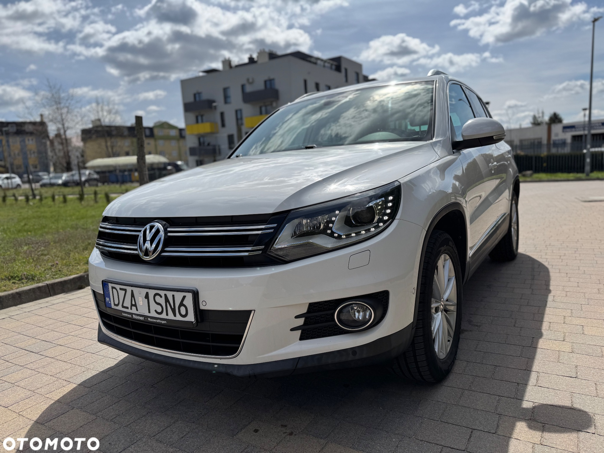 Volkswagen Tiguan - 4