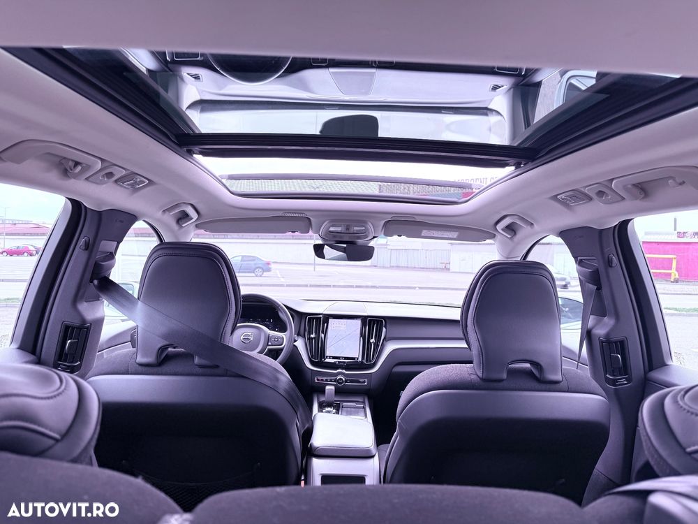 Volvo XC 60 T6 AWD Recharge Geartronic Inscription Expression - 14