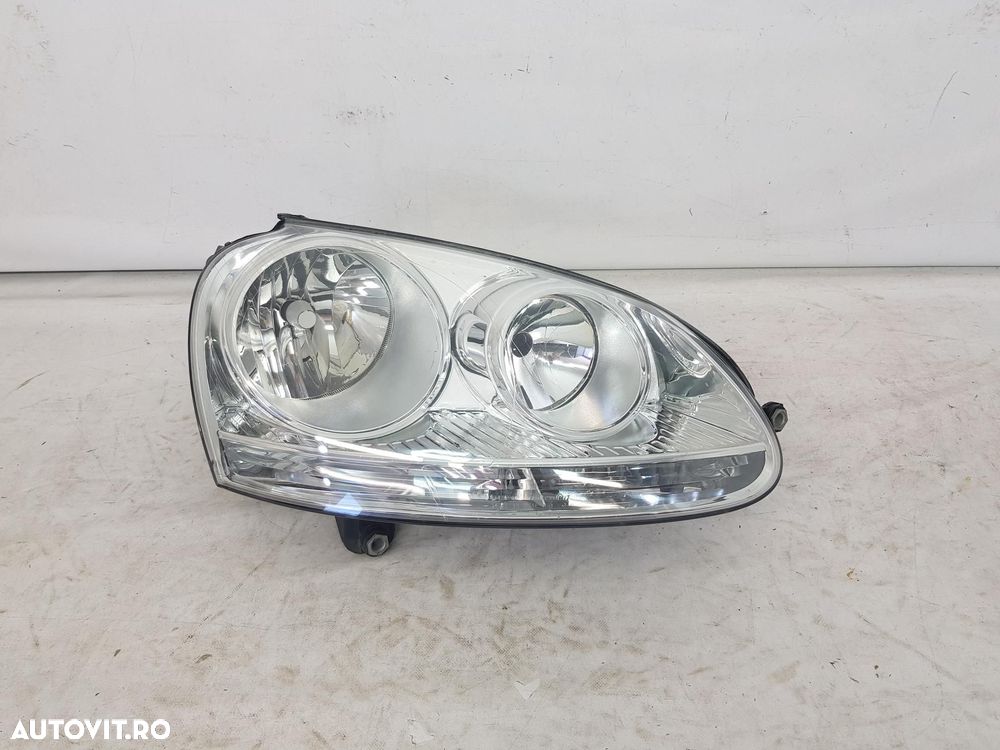 Far dreapta halogen VW Golf 5 Jetta dupa 2004 - 1