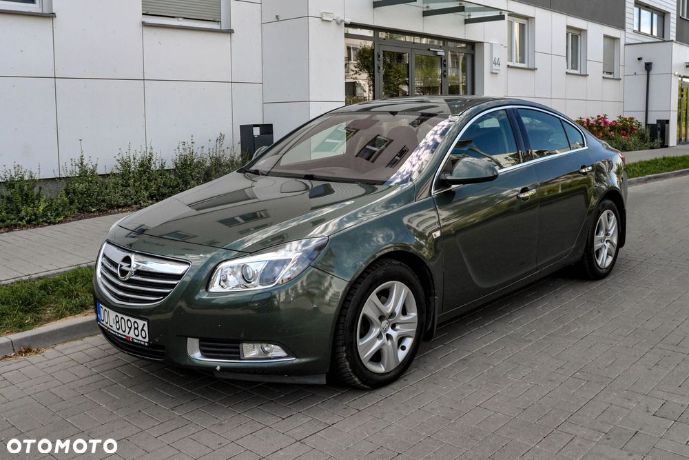 Opel Insignia - 1