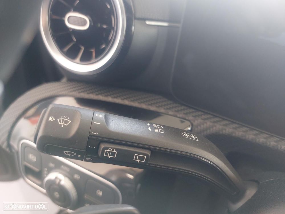 Mercedes-Benz A 250 e Style Plus - 23