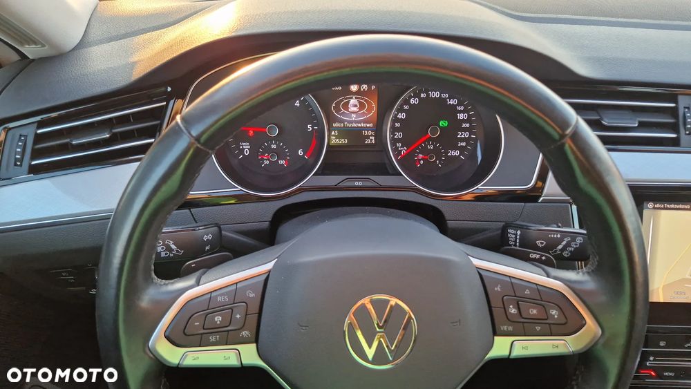 Volkswagen Passat 2.0 TDI SCR Highline DSG - 17