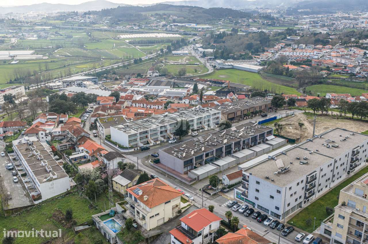 Moradia T3 em Creixomil - Grande imagem: 5/41