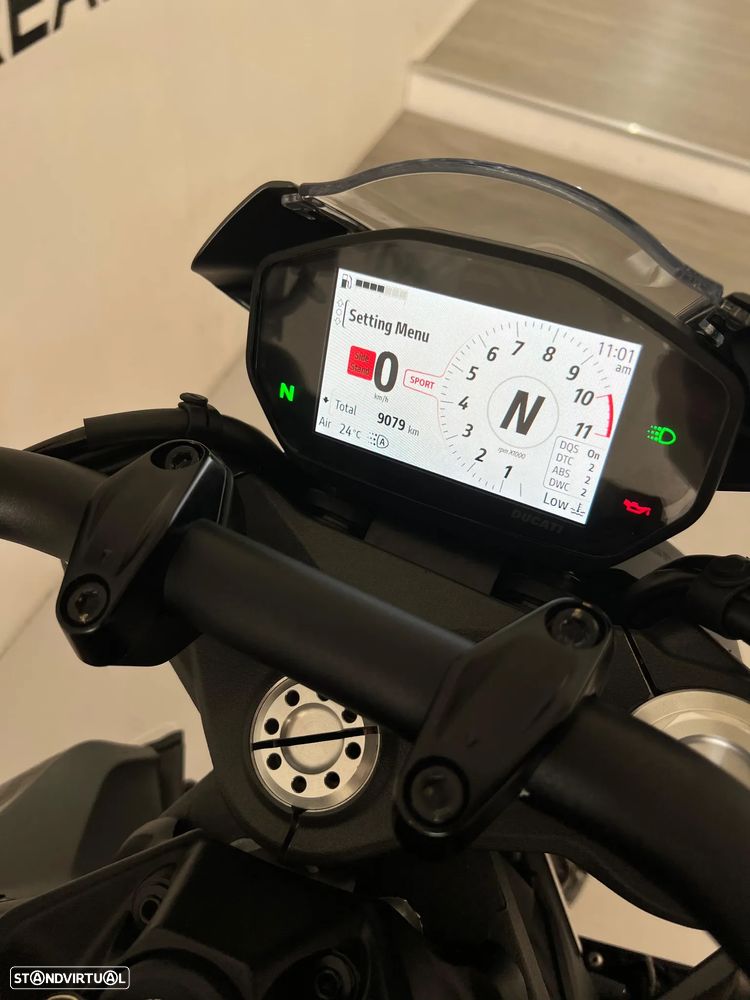 Ducati Monster 937 - 5