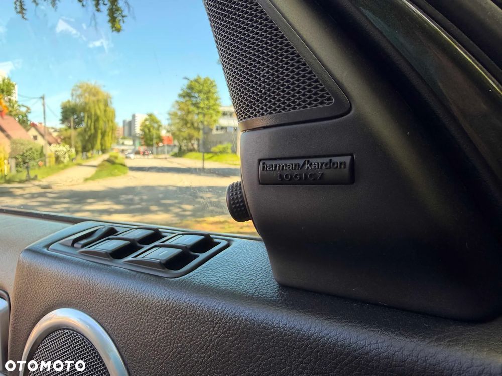Land Rover Discovery TD V6 HSE - 21