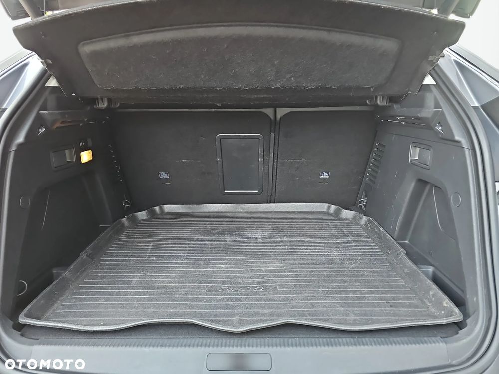 Peugeot 3008 1.2 PureTech Allure S&S - 26