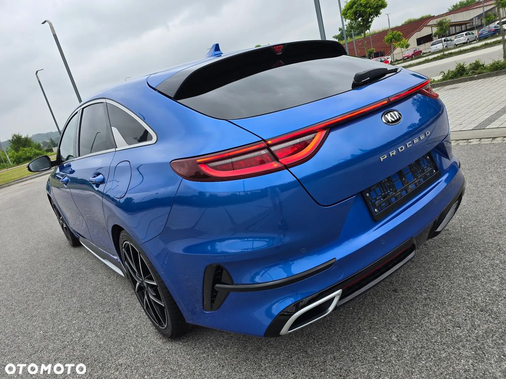 Kia ProCeed 1.6 CRDi GT Line DCT - 36