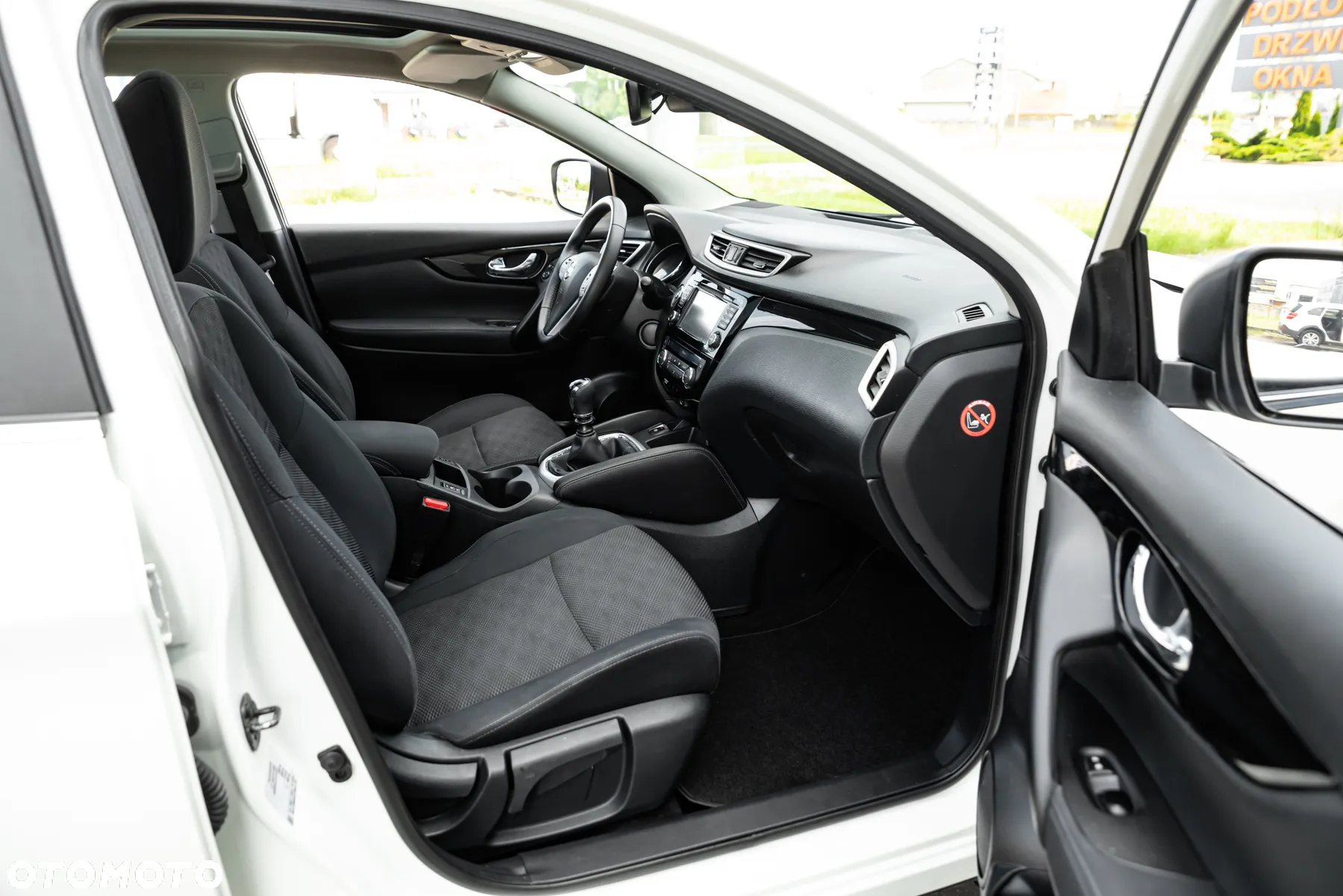 Nissan Qashqai 1.6 DCi 4x4 Acenta - 23