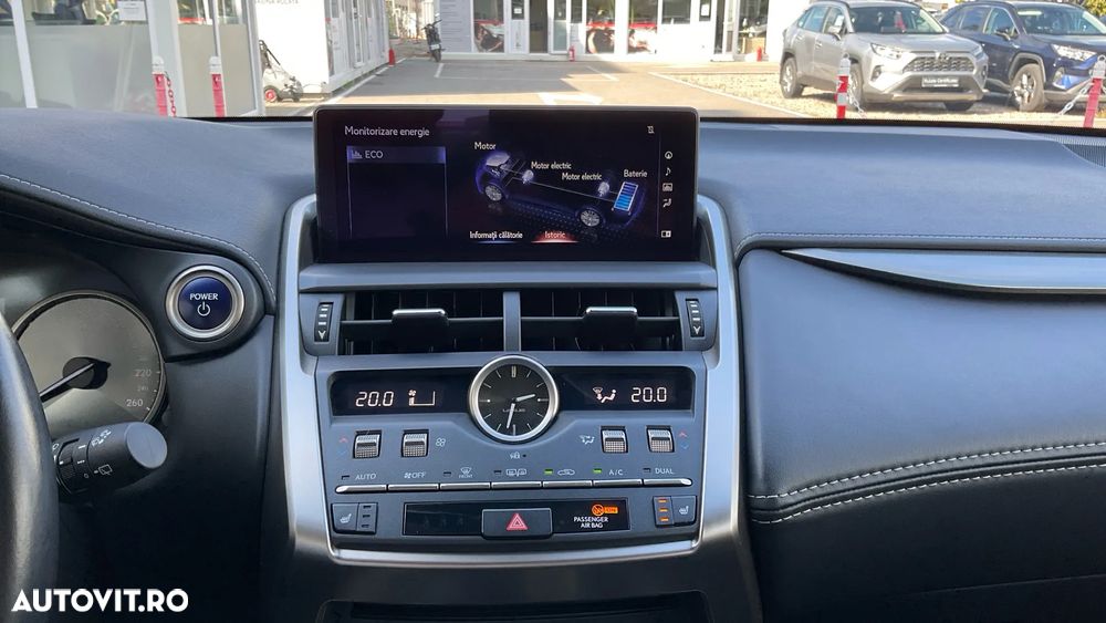Lexus Seria NX 300h AWD Executive Plus - 9