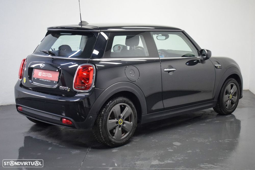 MINI 3 Portas Cooper SE - 4
