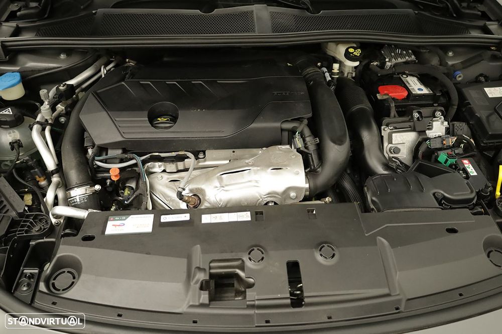 Peugeot 408 1.6 Hybrid Allure e-EAT8 - 27