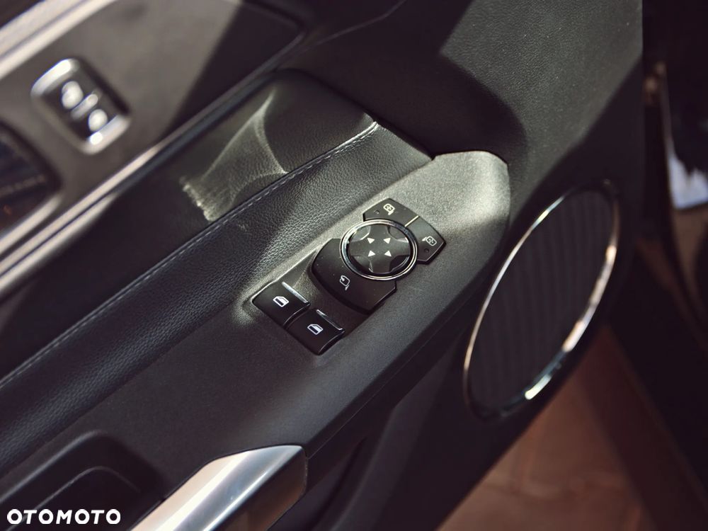 Ford Mustang 2.3 EcoBoost - 19