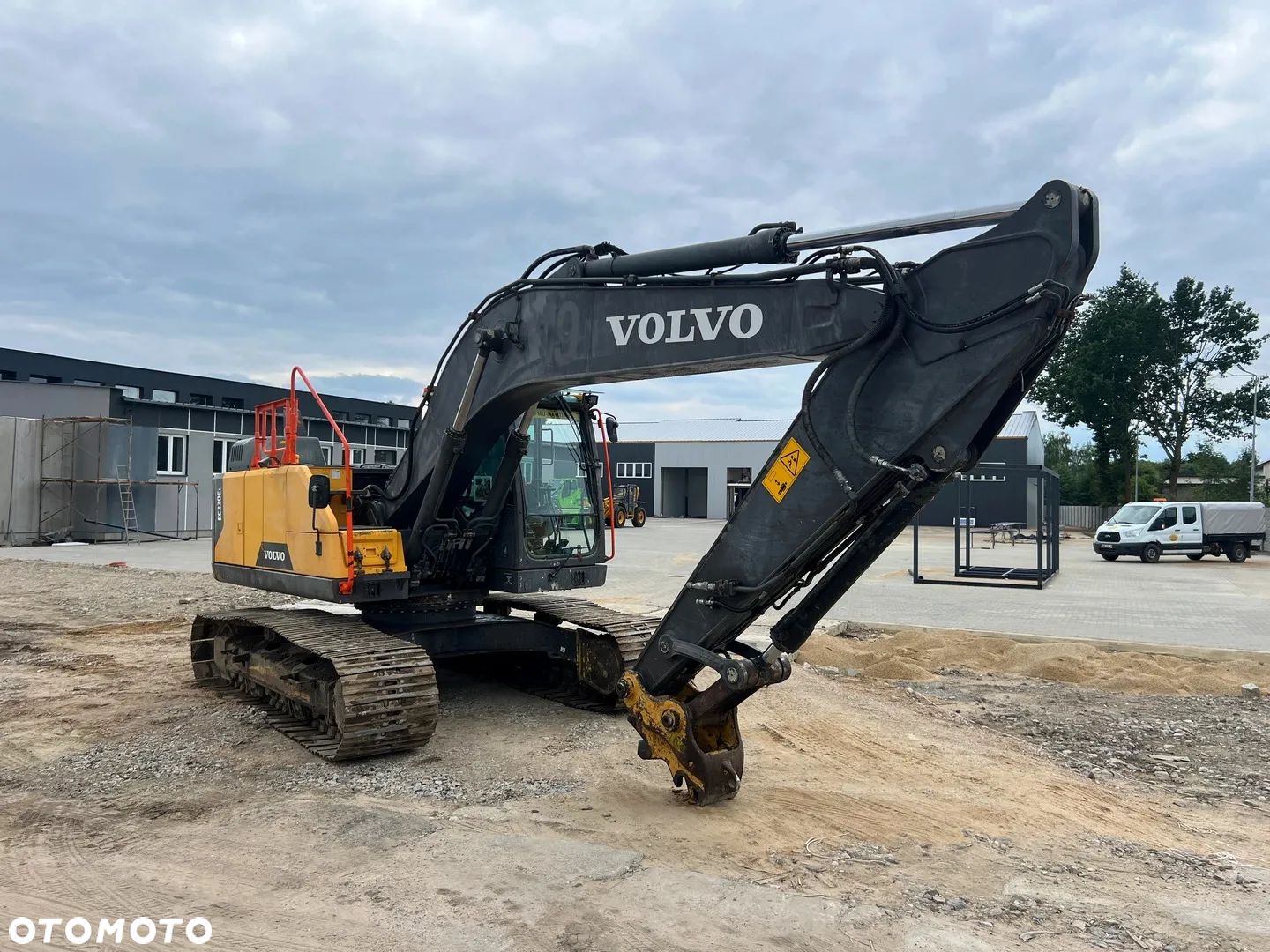 Volvo EC 220 EL - 1