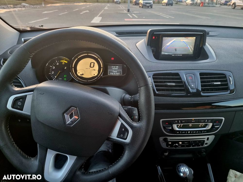 Renault Megane ENERGY dCi 110 Start & Stop Bose Edition - 10