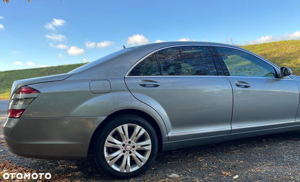 Mercedes-Benz S-Class 2009 photo 4