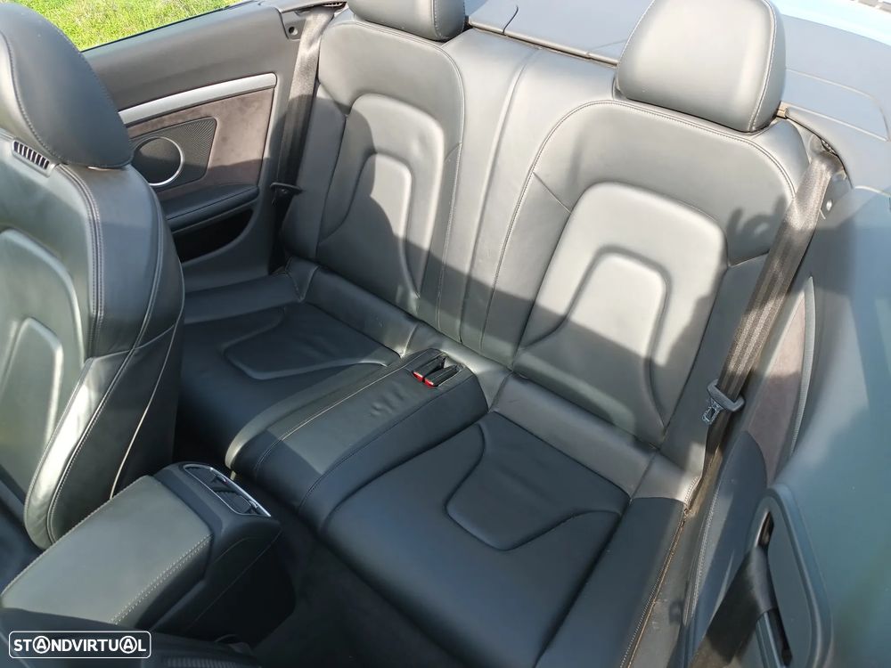 Audi A5 Cabrio 2.0 TDI S tronic - 10