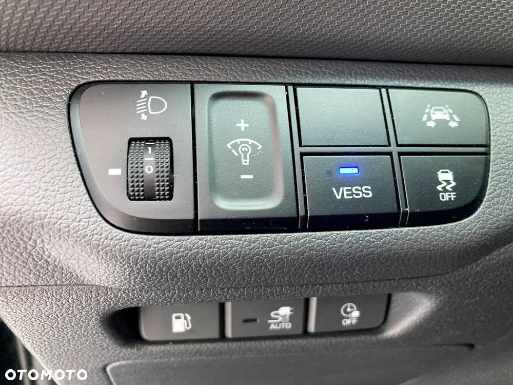 Hyundai IONIQ plug-in hybrid Premium - 18