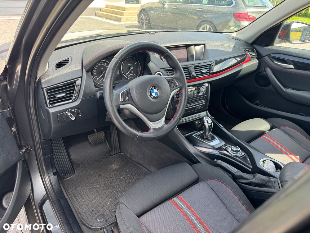 BMW X1 sDrive18d Sport Line - 16