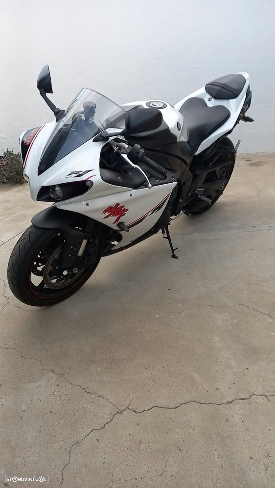 Yamaha YZF - 5