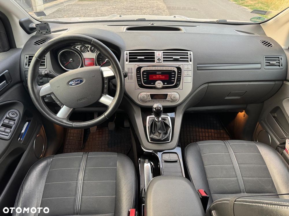 Ford Kuga 2.0 TDCi 4WD Titanium - 6