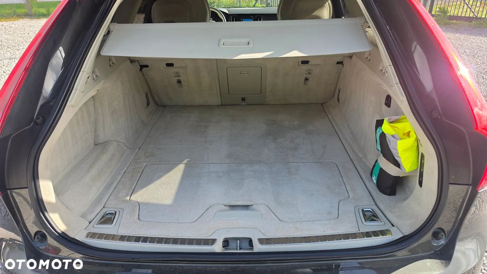 Volvo V90 D4 Geartronic Momentum - 17