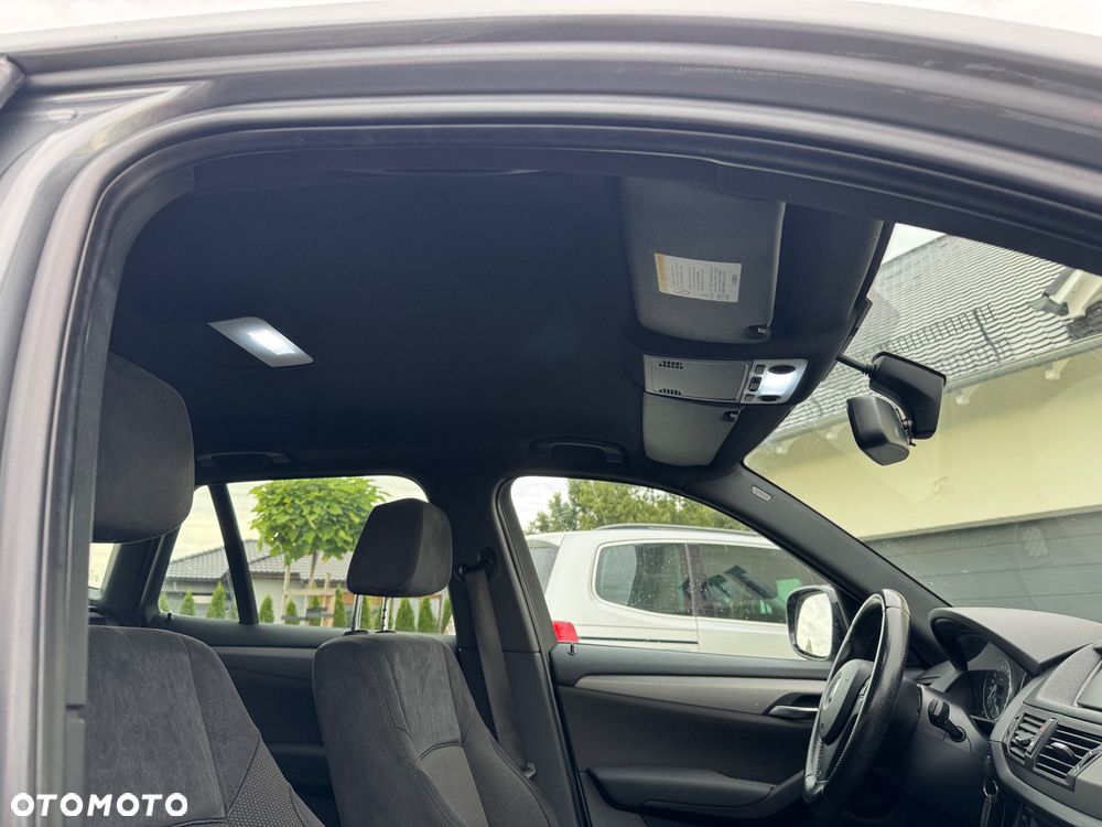 BMW X1 xDrive18d Sport Line - 29