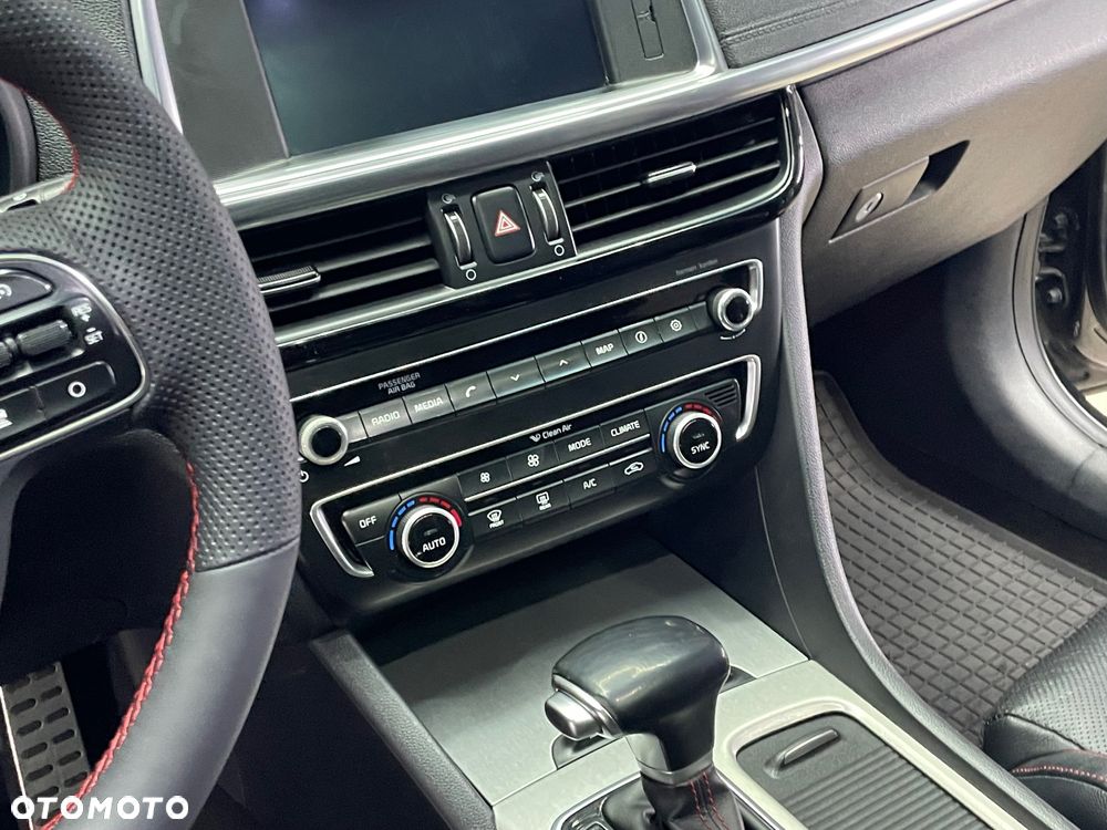 Kia Optima 2.0 T-GDI GT - 16