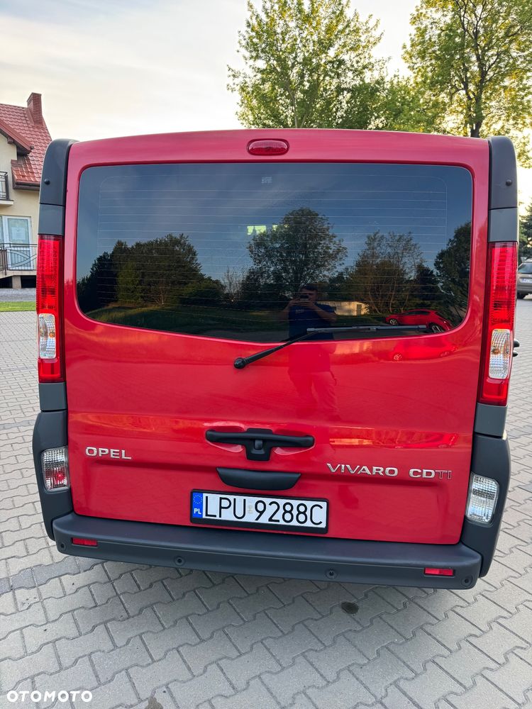 Opel Vivaro - 11