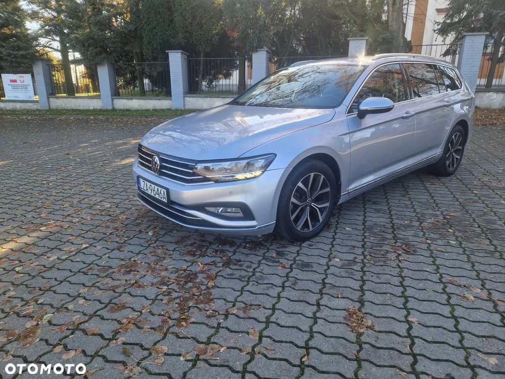 Volkswagen Passat Variant 2.0 TDI SCR DSG 4Motion Business - 4