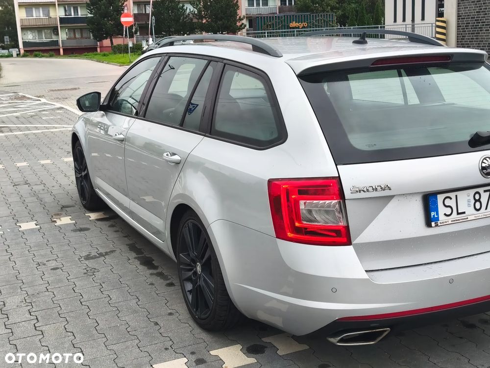 Skoda Octavia 2.0 TDI RS DSG - 4