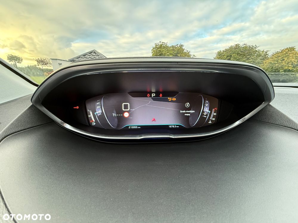 Peugeot 3008 1.5 BlueHDi Allure S&S EAT8 - 31
