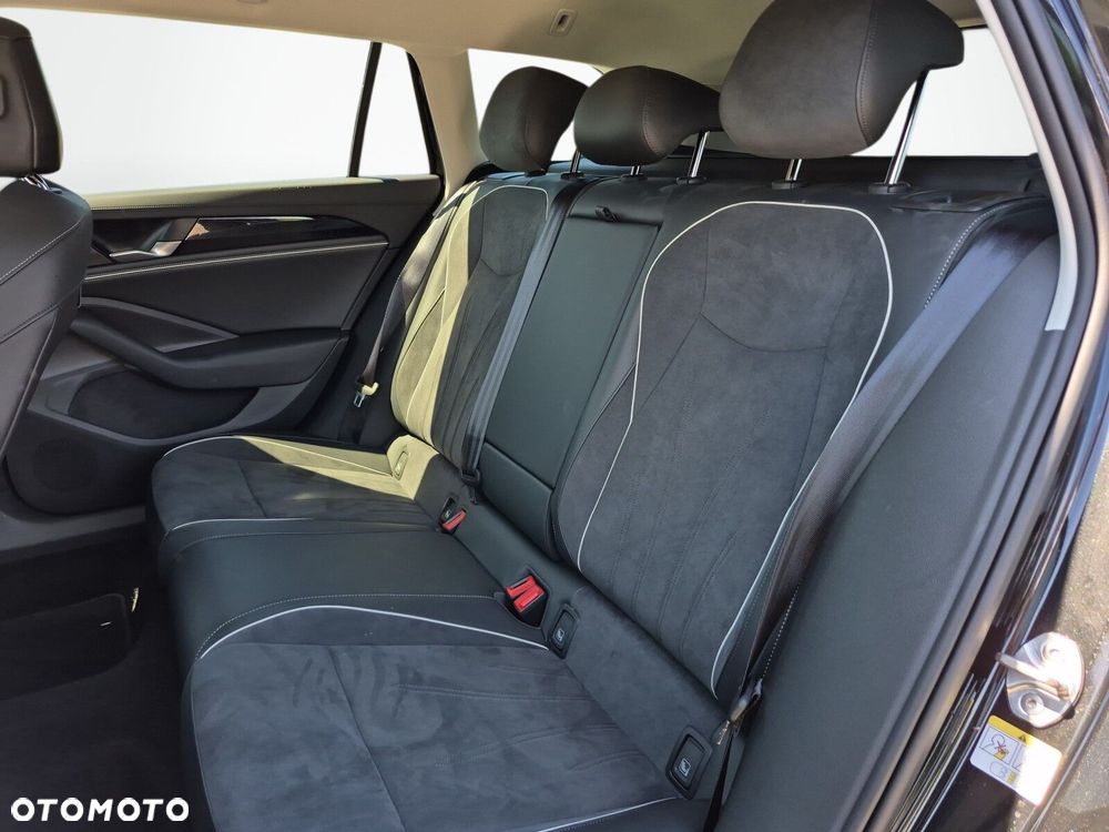 Volkswagen Passat Variant 1.5 TSI EVO Business DSG - 11