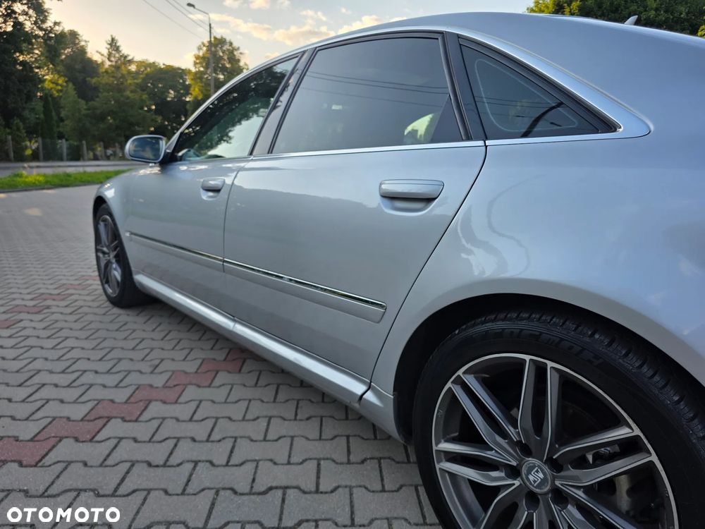Audi A8 3.0 TDI DPF quattro - 16