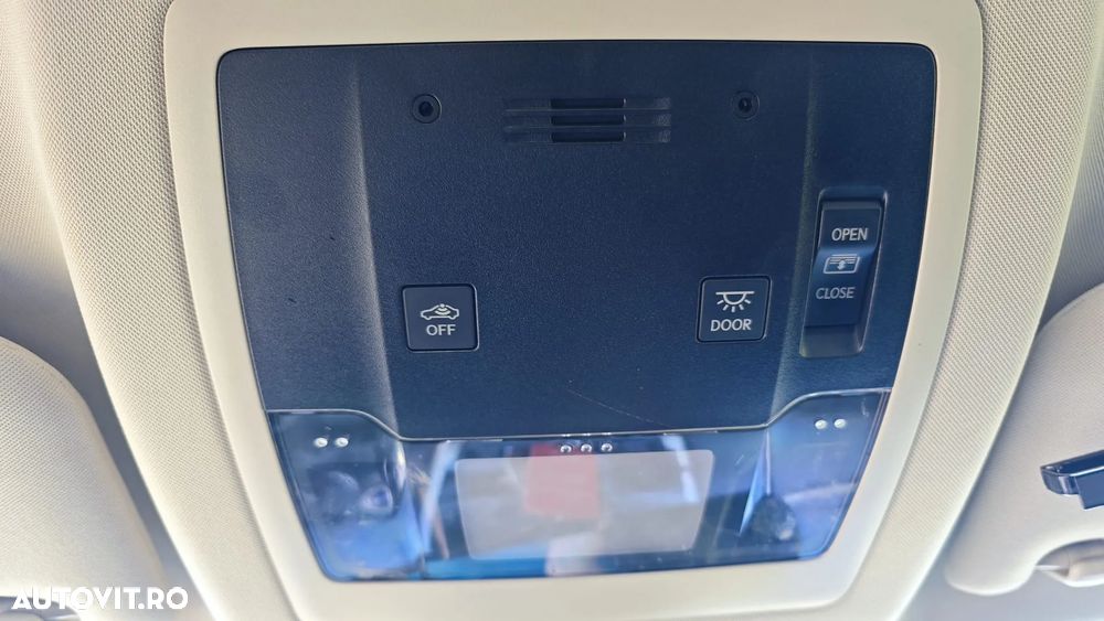 Lexus Seria NX 300h AWD Luxury - 34