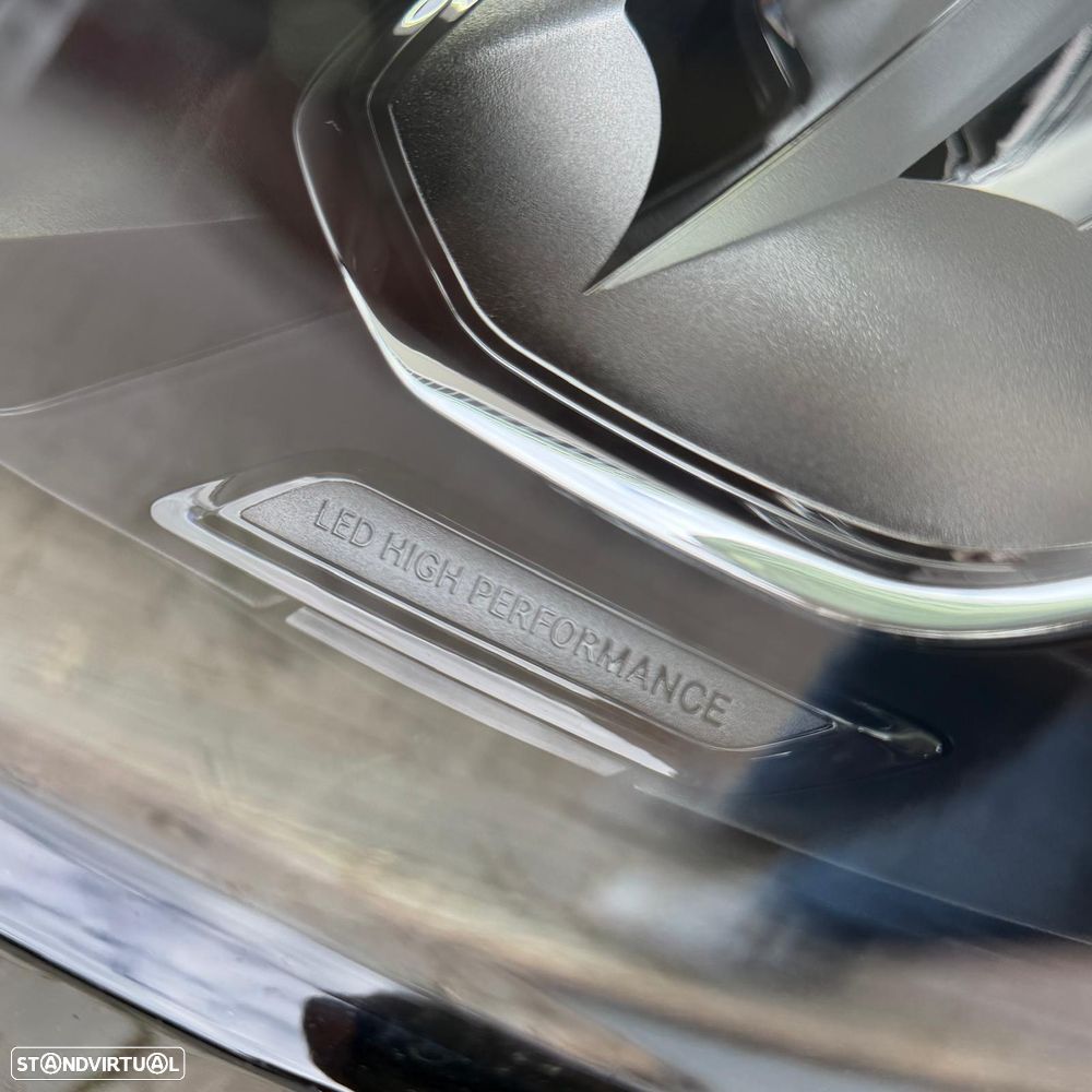 Mercedes-Benz A 250 Limousine e 8G-DCT AMG Line - 8