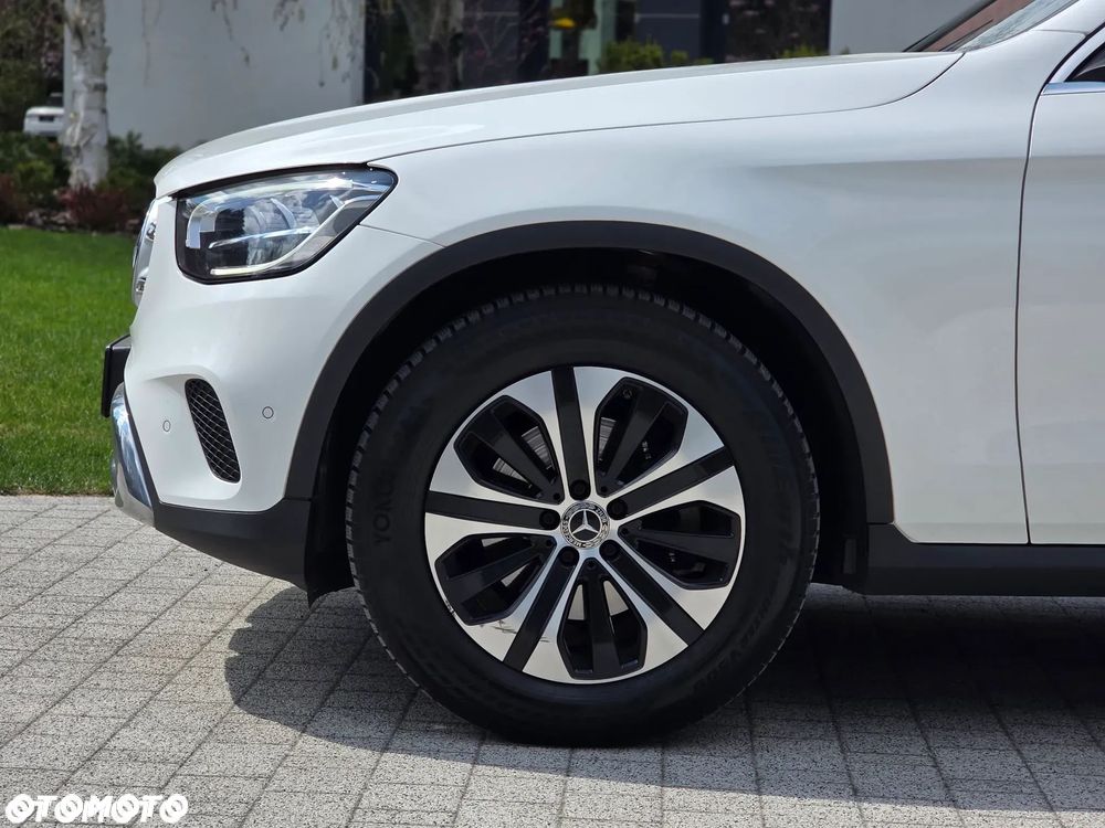 Mercedes-Benz GLC 200 d 4Matic 9G-TRONIC - 9