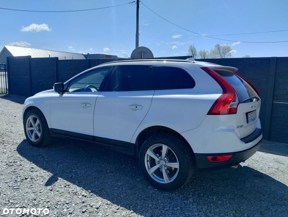 Volvo XC 60 T6 AWD Momentum - 7
