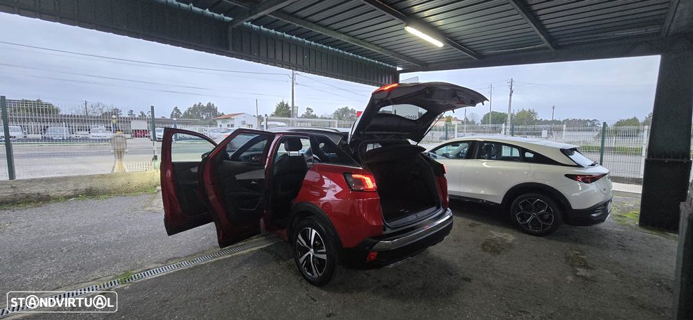 Peugeot 3008 1.6 Hybrid GT Pack e-EAT8 - 31