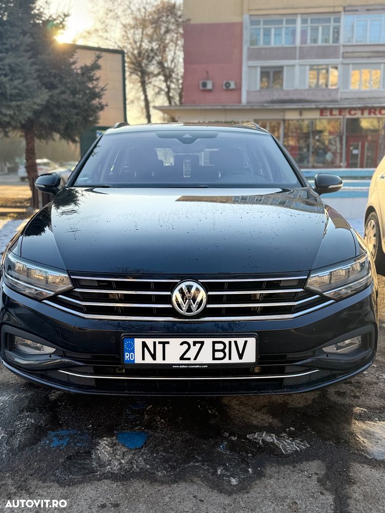 Volkswagen Passat 2.0 TDI SCR DSG Comfortline - 2
