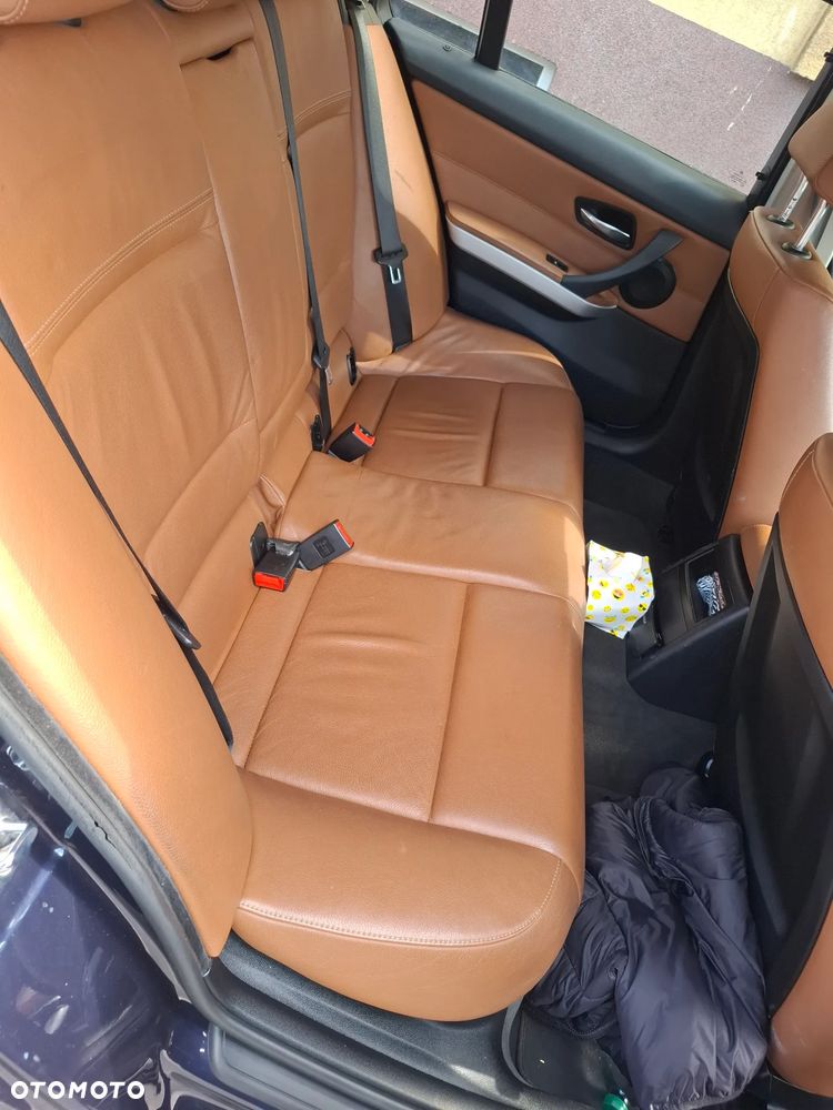 BMW Seria 3 320d - 15