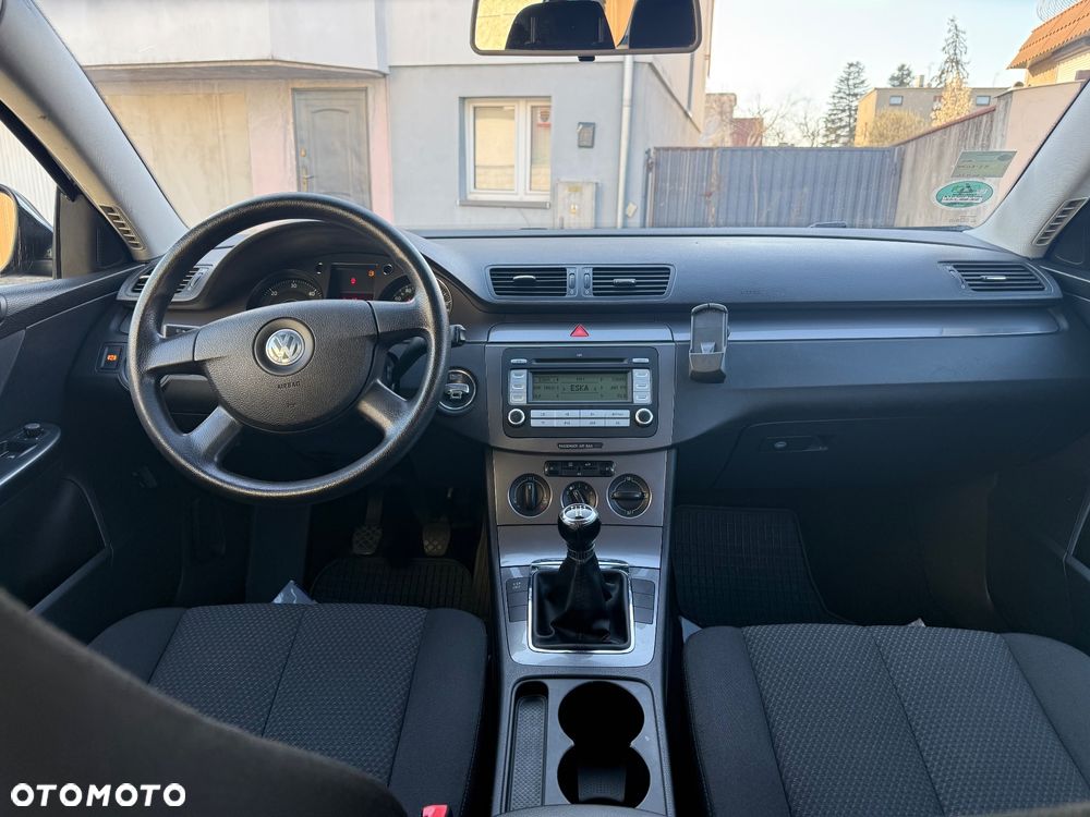Volkswagen Passat 1.9 TDI DPF Trendline - 5