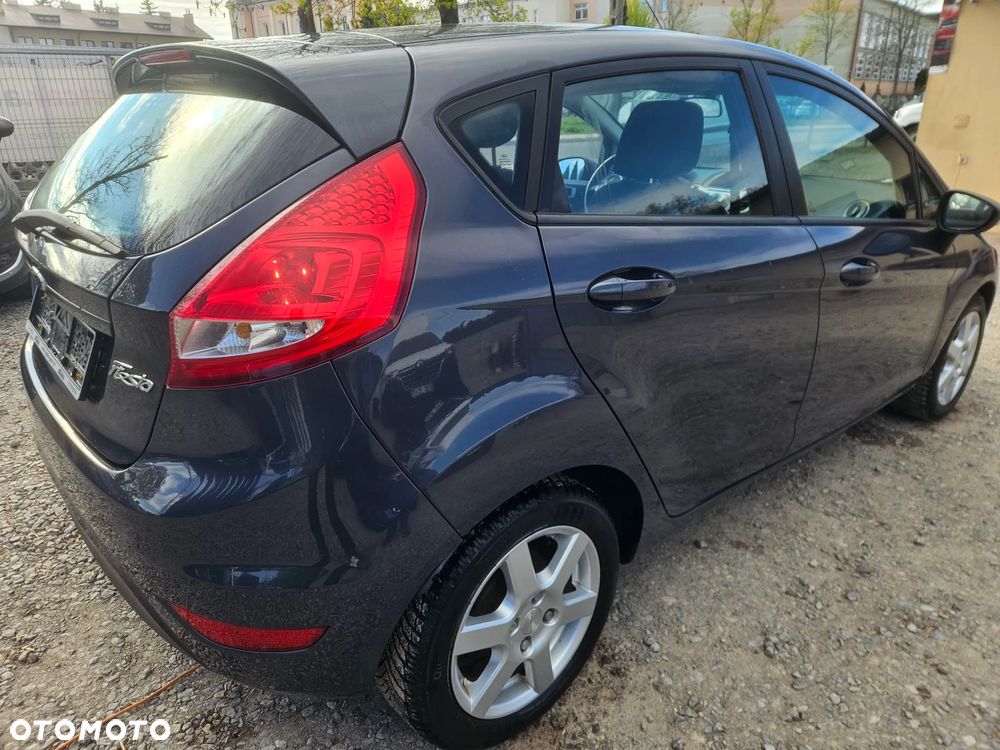 Ford Fiesta 1.25 Celebration - 27
