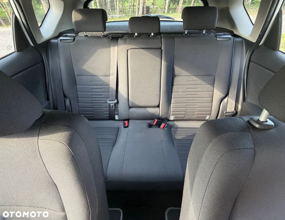 Toyota Auris - 10
