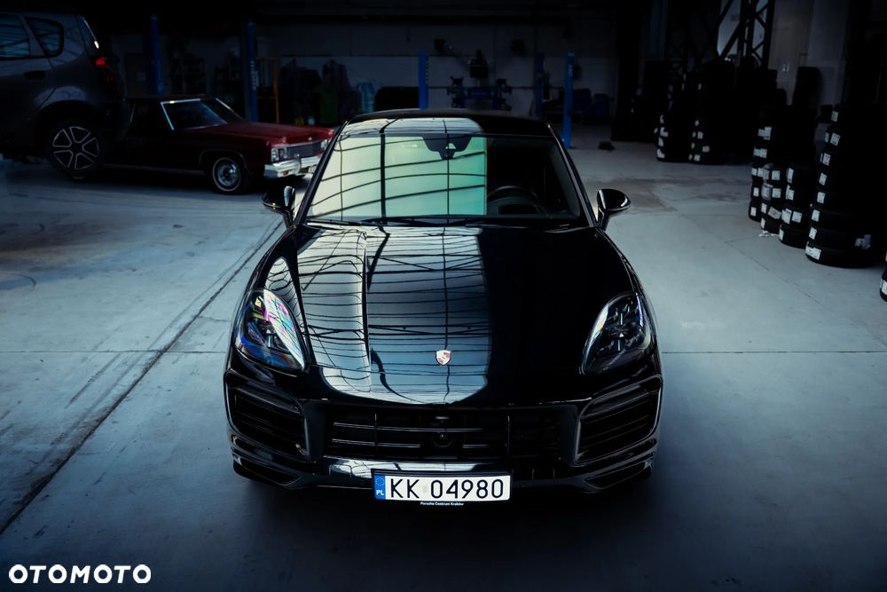 Porsche Cayenne S - 1