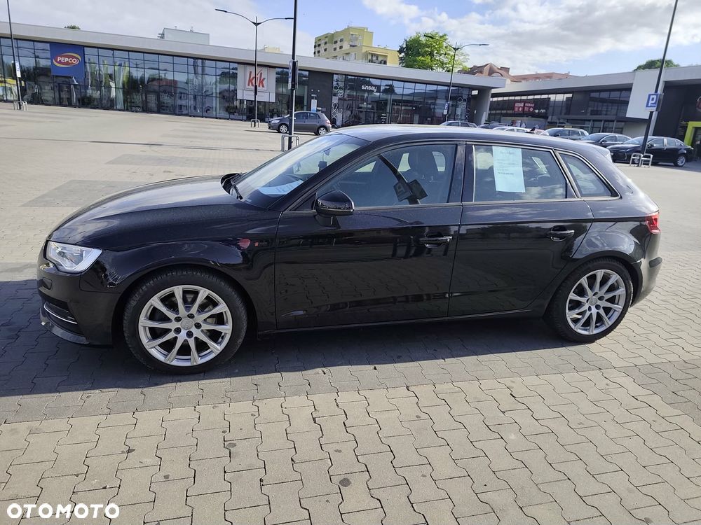 Audi A3 Sportback 1.8 TFSI Ambiente - 7
