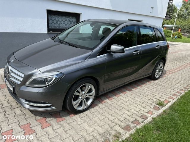 Mercedes-Benz Klasa B 180 7G-DCT Style - 2