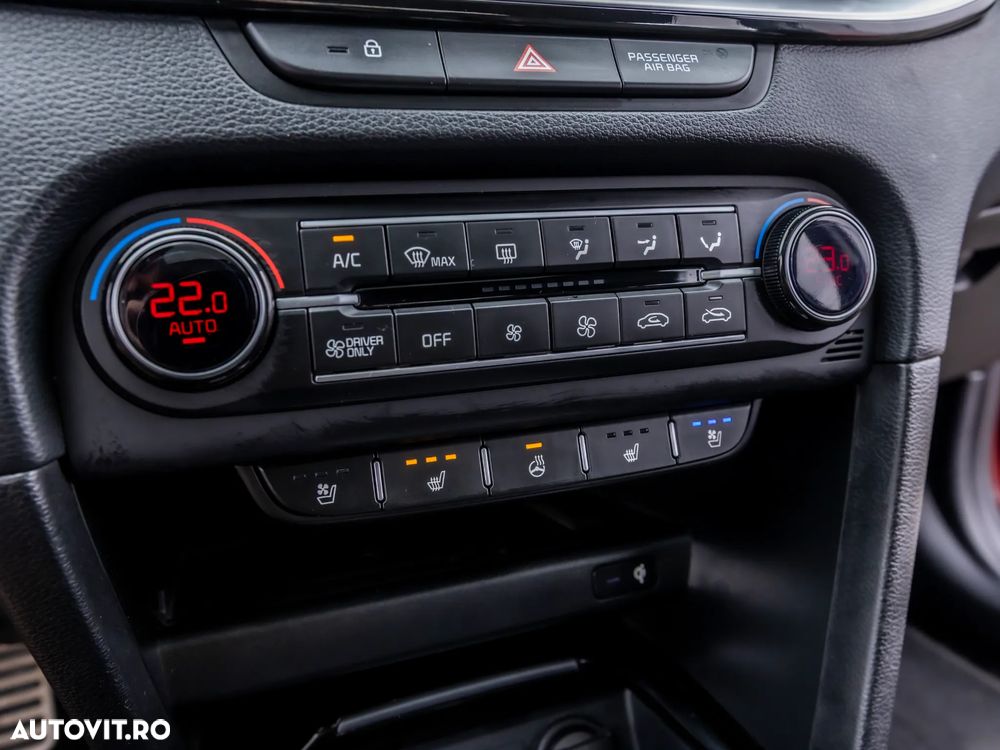 Kia XCeed 1.6 GDI DCT6 OPF Platinum Edition - 29